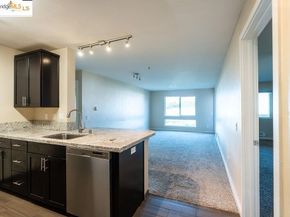 6400 Christie AVE 3213, Emeryville CA 94608