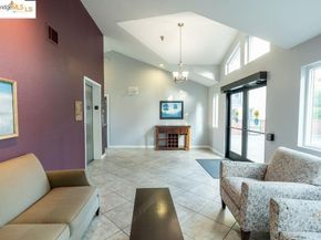 6400 Christie AVE 3213, Emeryville CA 94608