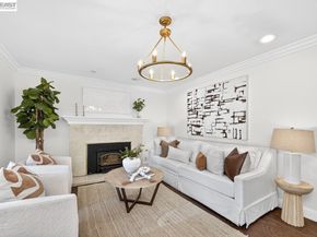 6857 Penn Dr, Dublin CA 94568