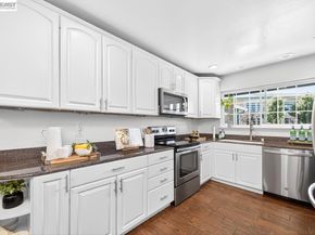 6857 Penn Dr, Dublin CA 94568