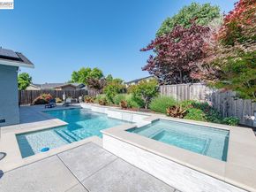 6857 Penn Dr, Dublin CA 94568