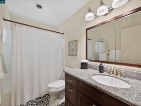79 California Ave, Orinda CA 94563