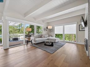 79 California Ave, Orinda CA 94563