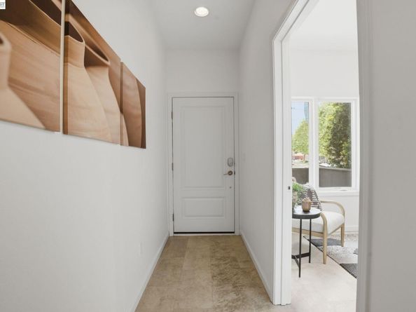 4895 Shattuck Ave, Oakland CA 94609