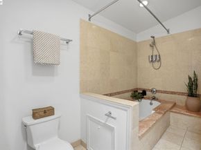 4895 Shattuck Ave, Oakland CA 94609