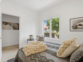 4895 Shattuck Ave, Oakland CA 94609