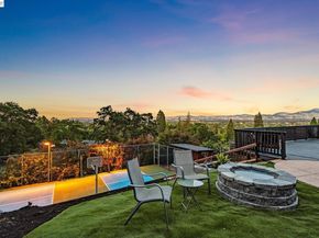 15 Surmont Ct, Lafayette CA 94549