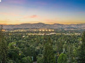 15 Surmont Ct, Lafayette CA 94549