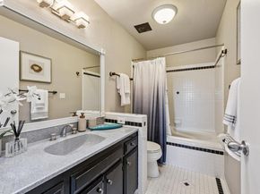 15 Surmont Ct, Lafayette CA 94549