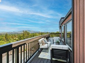 15 Surmont Ct, Lafayette CA 94549