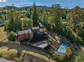 15 Surmont Ct, Lafayette CA 94549