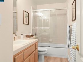 101 Victoria Pl, Danville CA 94506