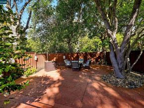 101 Victoria Pl, Danville CA 94506