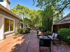 101 Victoria Pl, Danville CA 94506