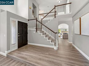 55 La Honda Ct, Clayton CA 94517