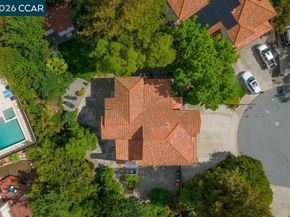 55 La Honda Ct, Clayton CA 94517