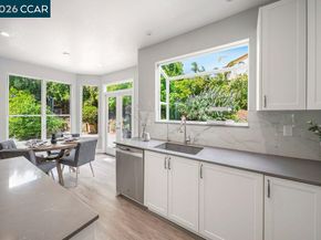 55 La Honda Ct, Clayton CA 94517