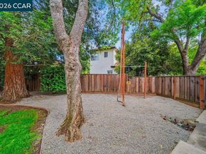 55 La Honda Ct, Clayton CA 94517