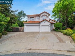 55 La Honda Ct, Clayton CA 94517