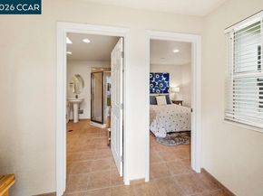 55 La Honda Ct, Clayton CA 94517