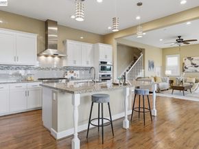 3871 Highpointe Ct, Dublin CA 94568