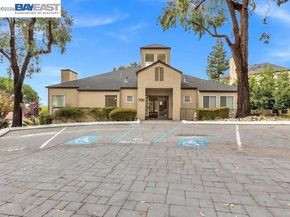 29599 Vanderbilt St 204, Hayward CA 94544