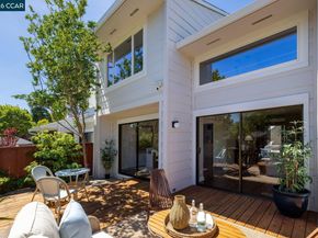 1712 Saint Andrews Dr, Moraga CA 94556