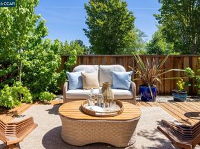 1712 Saint Andrews Dr, Moraga CA 94556