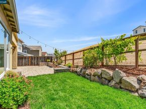 4252 Oak Knoll Dr, Dublin CA 94568