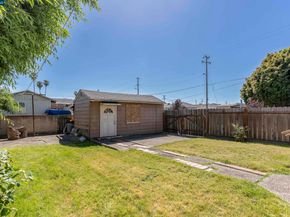 5526 Carl Ave, Richmond CA 94804