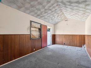 5526 Carl Ave, Richmond CA 94804