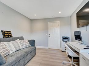 11550 Skyline Blvd, Oakland CA 94619