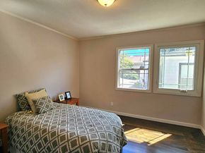 7856 Ney Ave, Oakland CA 94605