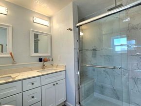 7856 Ney Ave, Oakland CA 94605