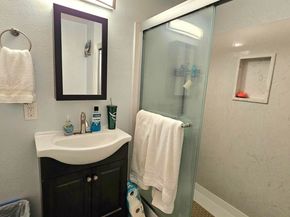 7856 Ney Ave, Oakland CA 94605