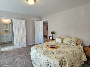 7856 Ney Ave, Oakland CA 94605
