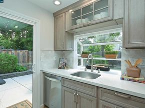 4284 Dubhe Ct, Concord CA 94521