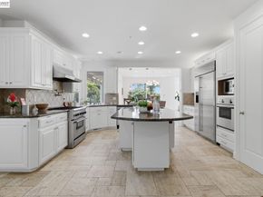 48564 Avalon Heights Ter, Fremont CA 94539