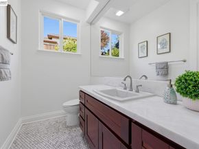 48564 Avalon Heights Ter, Fremont CA 94539