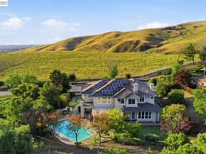 48564 Avalon Heights Ter, Fremont CA 94539