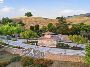 48564 Avalon Heights Ter, Fremont CA 94539