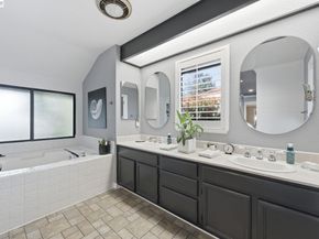 24439 Gina Ct, Hayward CA 94541