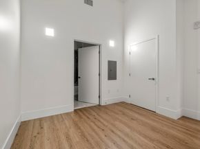 1545 32nd Street 110, Oakland CA 94608