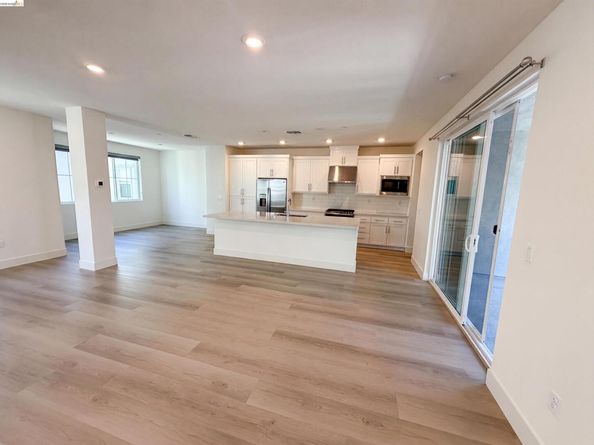 9034 Rudder Way, Newark CA 94560