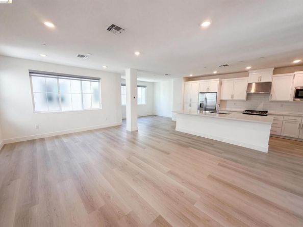 9034 Rudder Way, Newark CA 94560