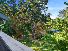 700 Suntree Ln 711, Pleasant Hill CA 94523