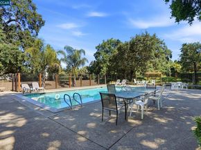 700 Suntree Ln 711, Pleasant Hill CA 94523