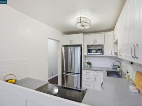 700 Suntree Ln 711, Pleasant Hill CA 94523