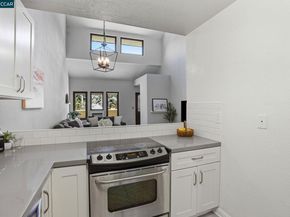 700 Suntree Ln 711, Pleasant Hill CA 94523