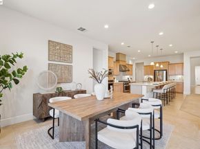 5 Stirling Way, Hayward CA 94542